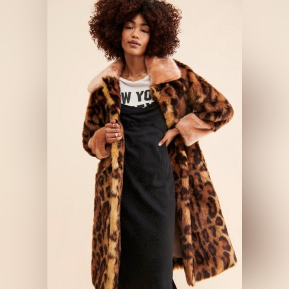 SOLD
Sezane/Sea NY/Charlotte Simone Unreal Fur leopard print coat- Size S - Picture 3 of 8